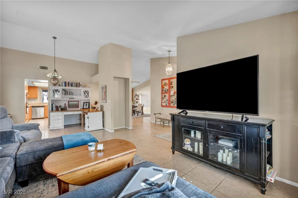 609 Ampere, Las Vegas, NV 89145