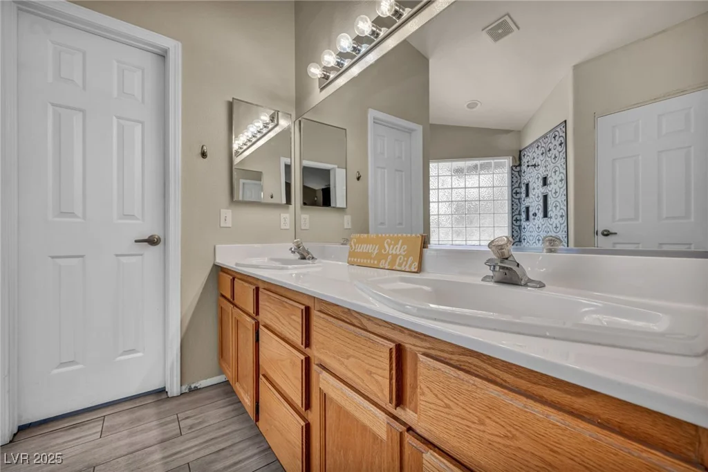 609 Ampere, Las Vegas, NV 89145