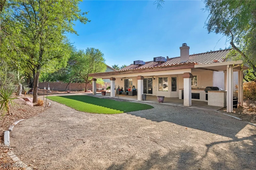609 Ampere, Las Vegas, NV 89145