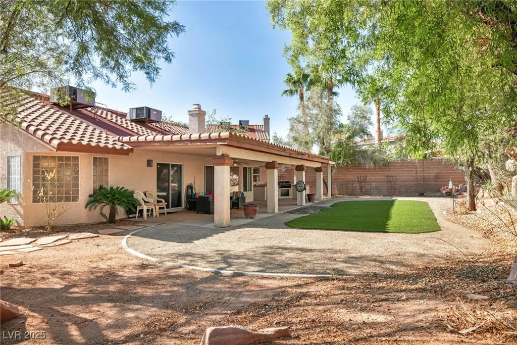 609 Ampere, Las Vegas, NV 89145
