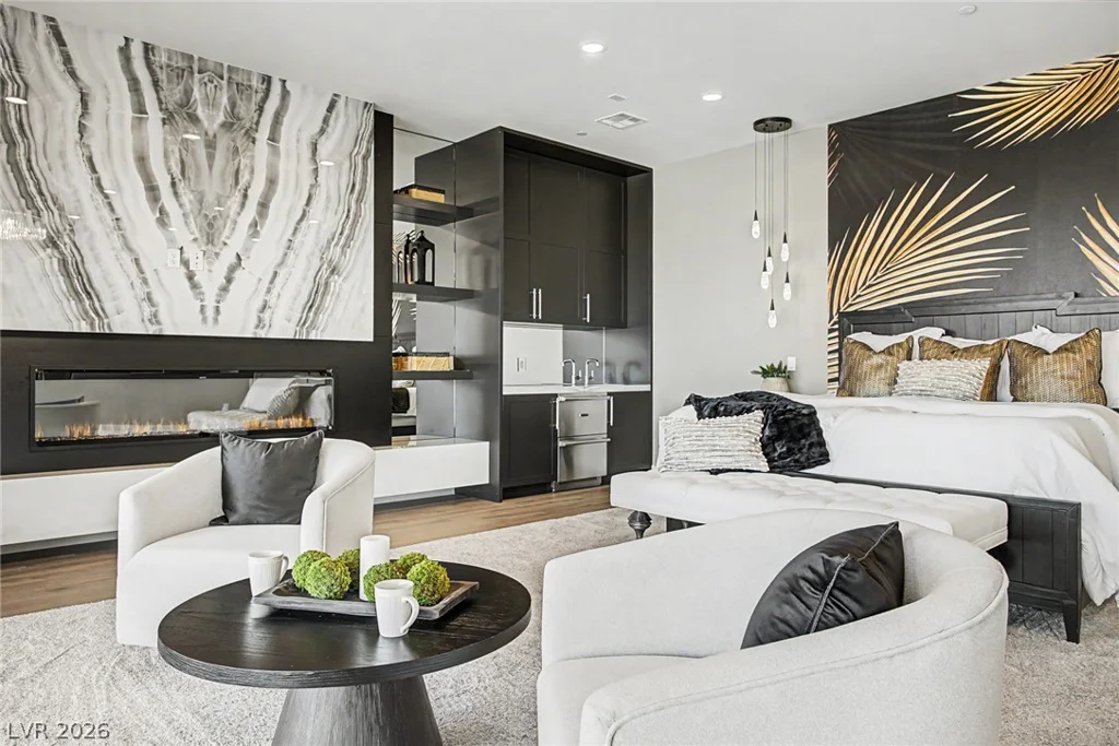 5624 Dapple Gray, Las Vegas, NV 89149