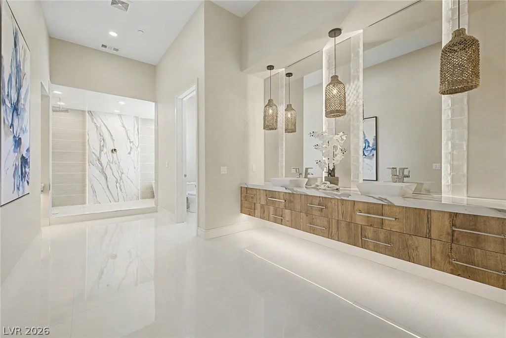 5624 Dapple Gray, Las Vegas, NV 89149