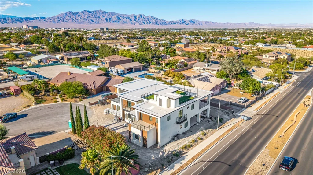 5624 Dapple Gray, Las Vegas, NV 89149