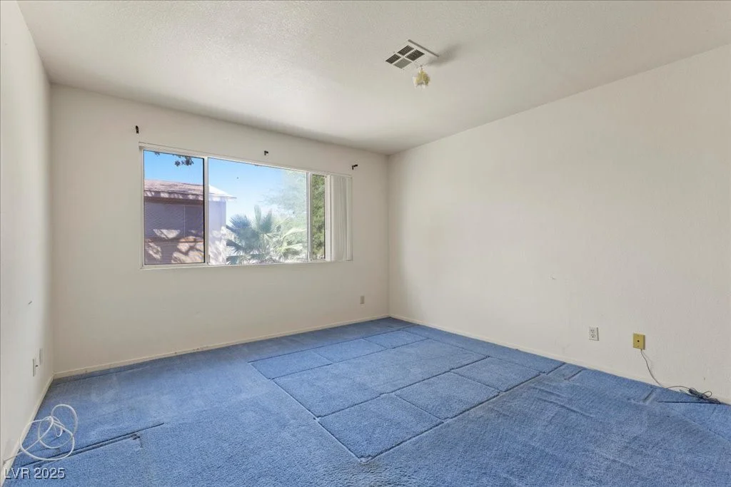 2228 Silver Pine, Las Vegas, NV 89108