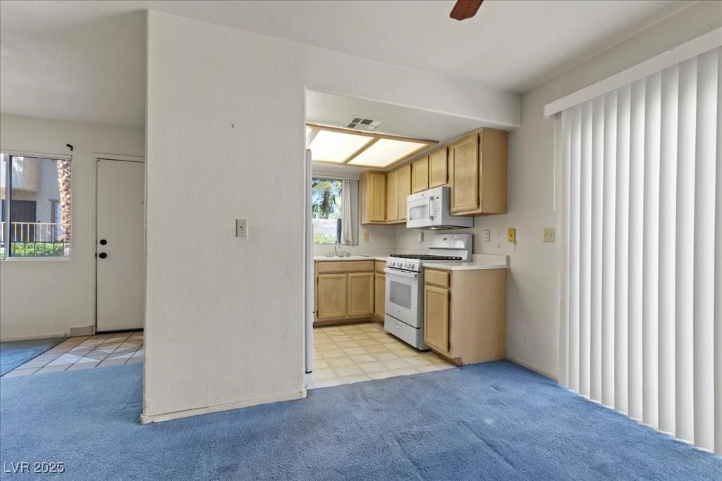 2228 Silver Pine, Las Vegas, NV 89108