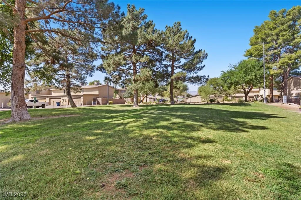 2228 Silver Pine, Las Vegas, NV 89108