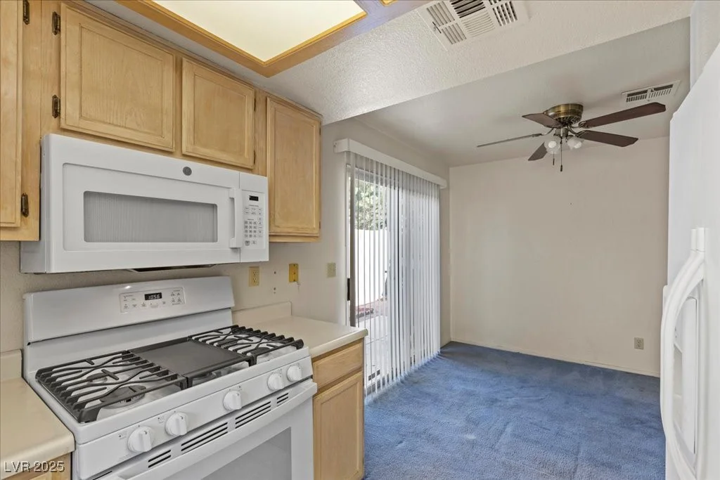 2228 Silver Pine, Las Vegas, NV 89108