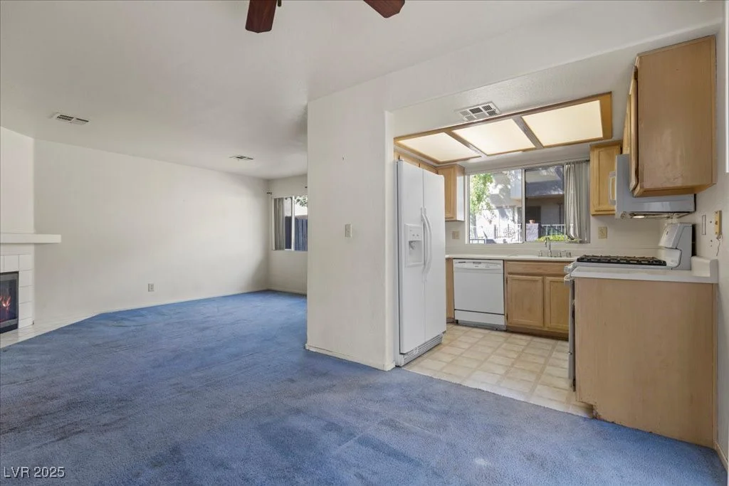 2228 Silver Pine, Las Vegas, NV 89108