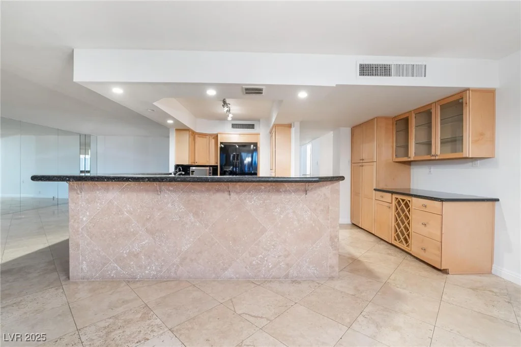 3111 Bel Air, Las Vegas, NV 89109