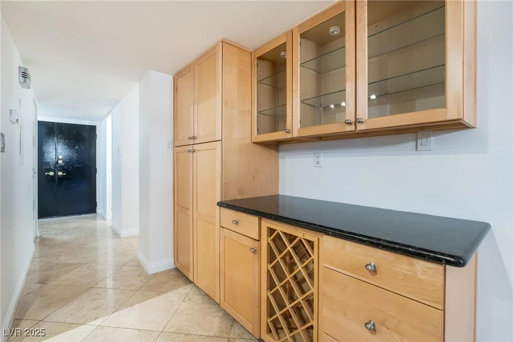 3111 Bel Air, Las Vegas, NV 89109