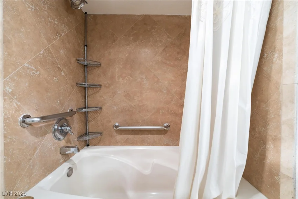 3111 Bel Air, Las Vegas, NV 89109