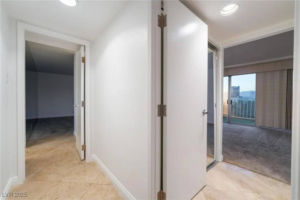 3111 Bel Air, Las Vegas, NV 89109