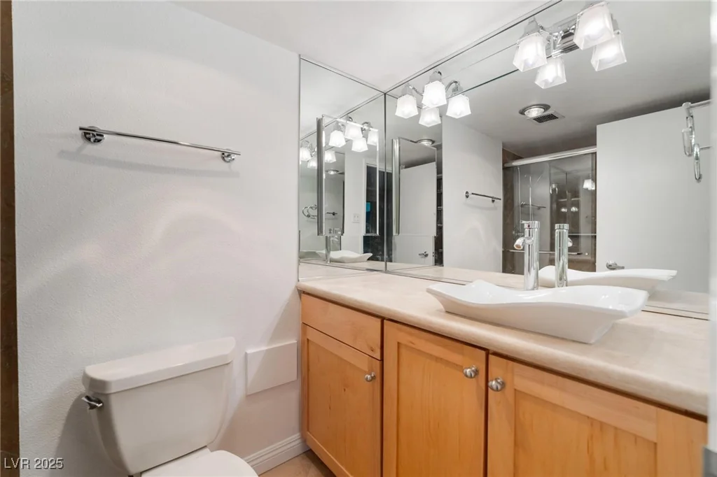 3111 Bel Air, Las Vegas, NV 89109