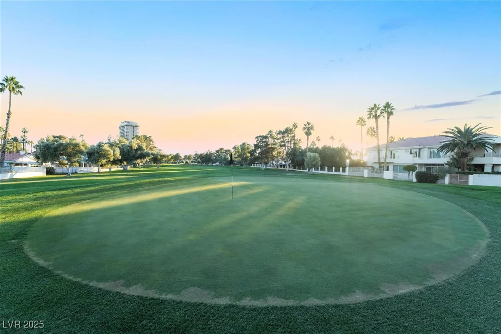 3111 Bel Air, Las Vegas, NV 89109
