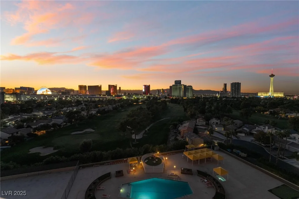 3111 Bel Air, Las Vegas, NV 89109