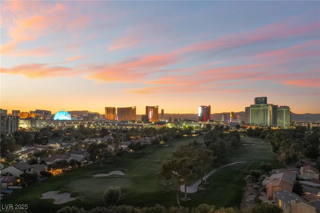 3111 Bel Air, Las Vegas, NV 89109
