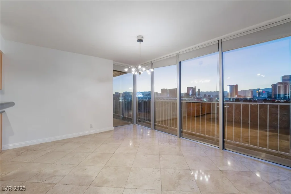 3111 Bel Air, Las Vegas, NV 89109