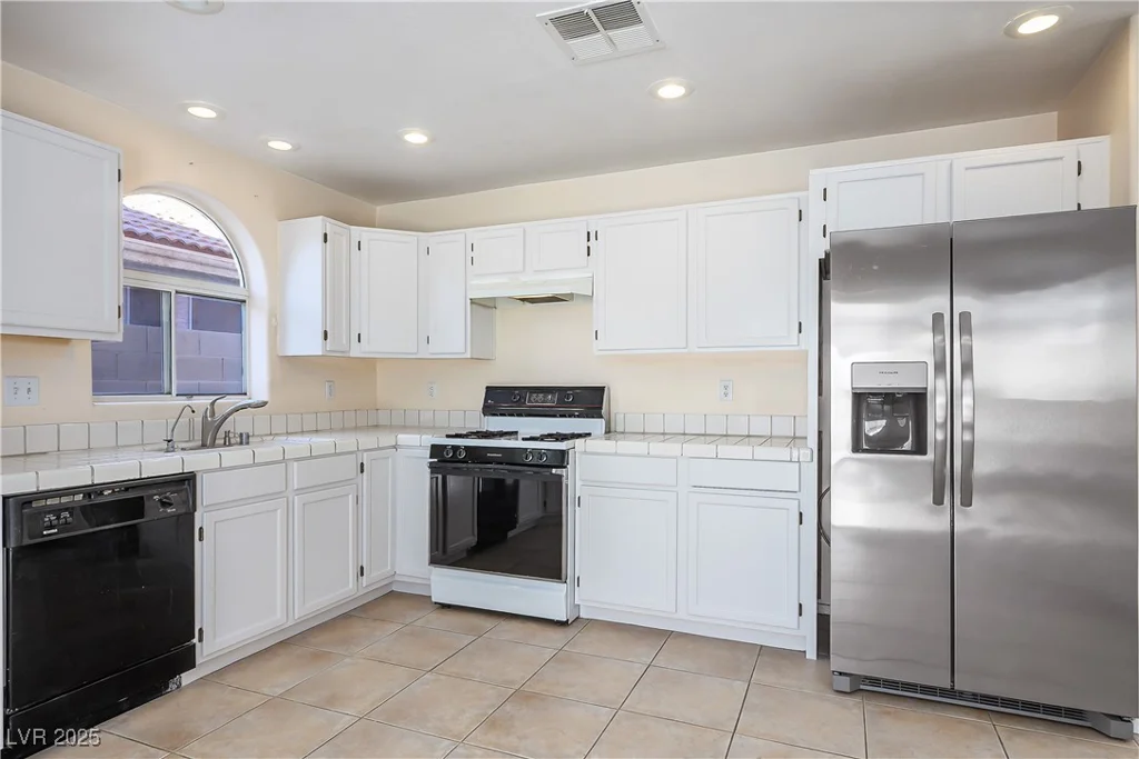 1105 Olvera, Las Vegas, NV 89128