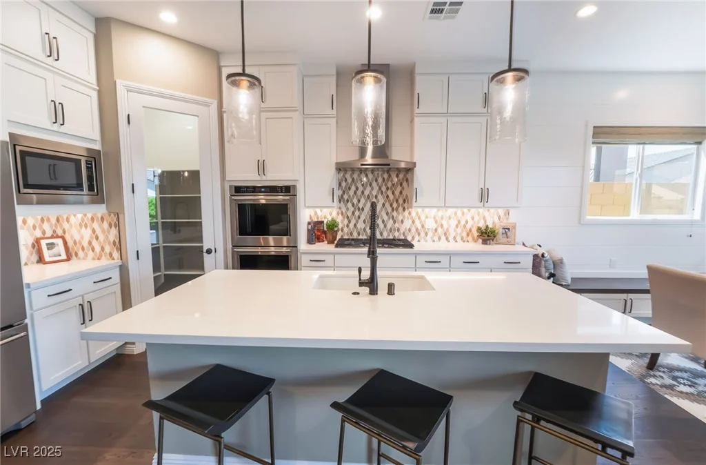 1199 Water, Henderson, NV 89011