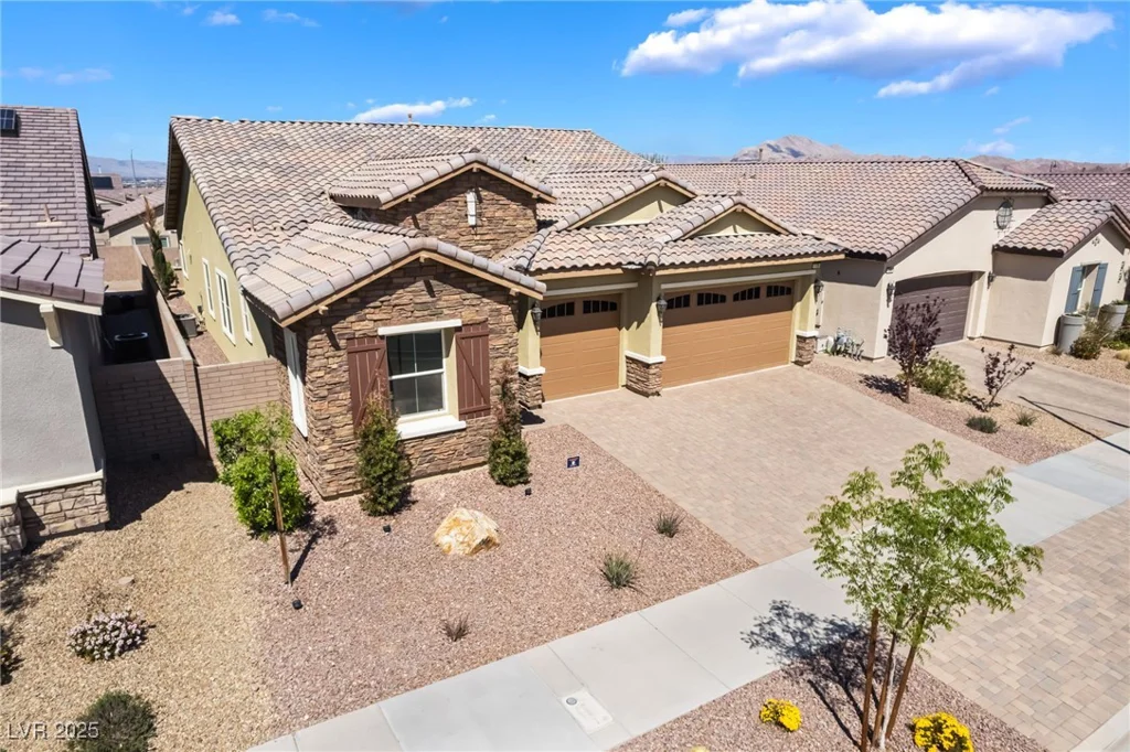 1199 Water, Henderson, NV 89011