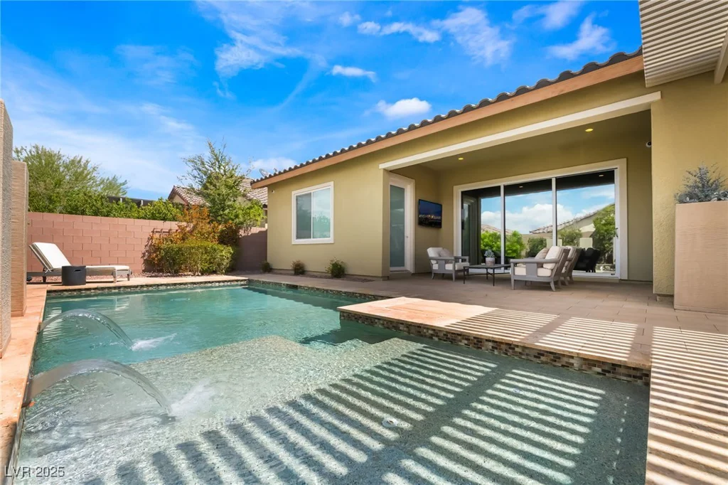 1199 Water, Henderson, NV 89011