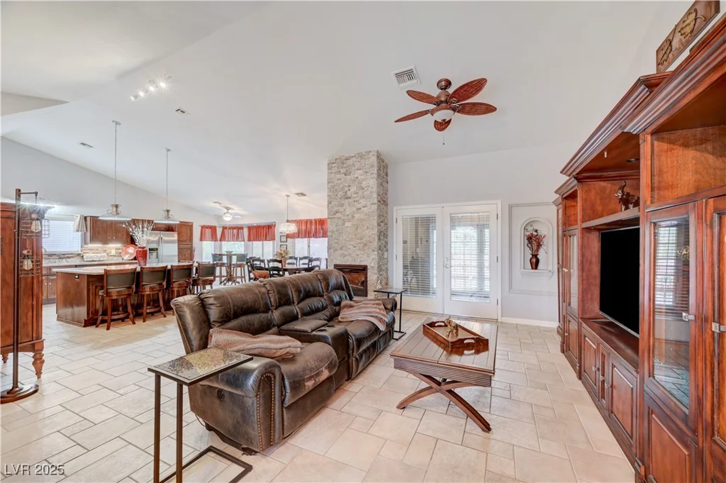 3033 Merimar, Las Vegas, NV 89134