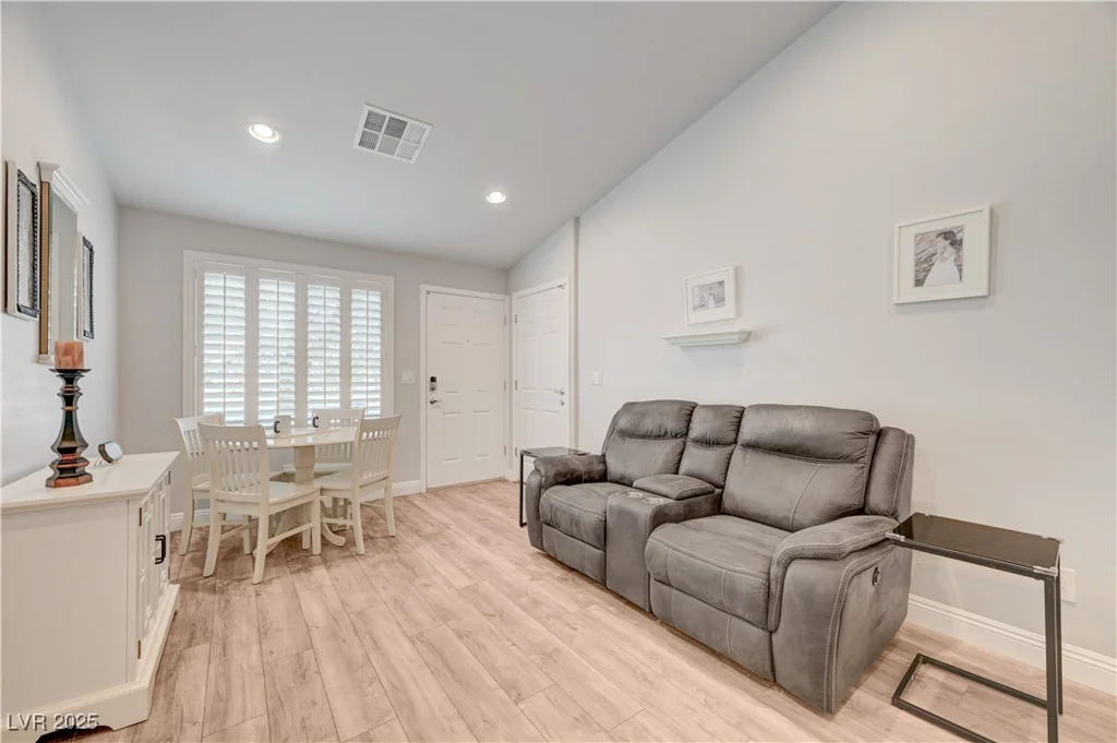 3033 Merimar, Las Vegas, NV 89134