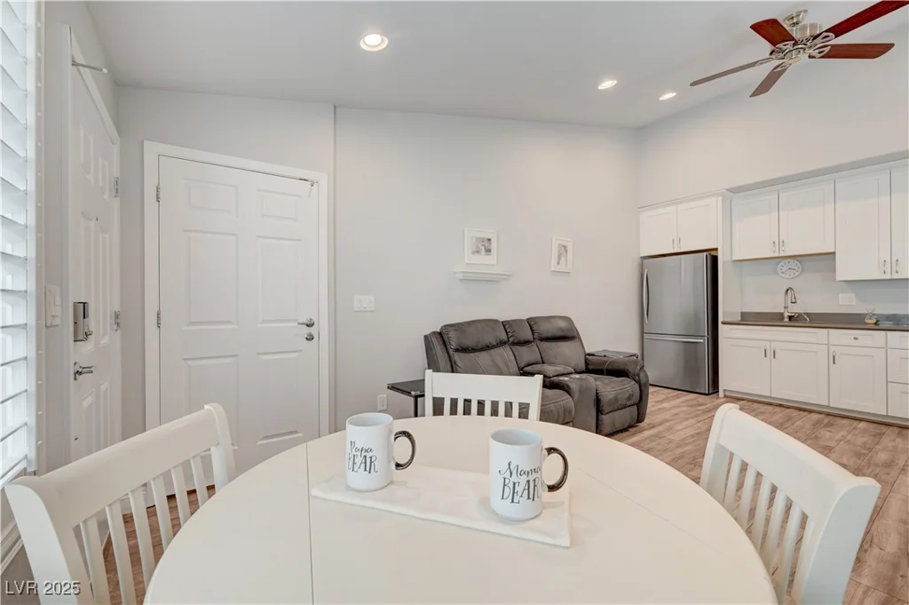3033 Merimar, Las Vegas, NV 89134