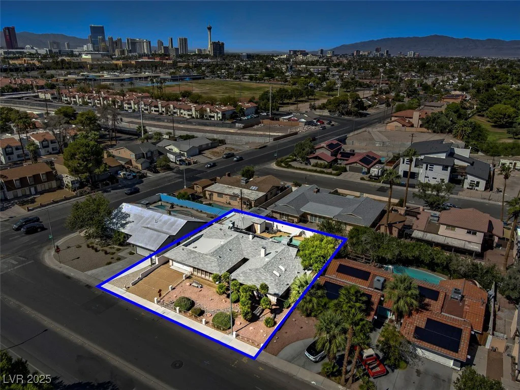 1870 Viking, Las Vegas, NV 89169