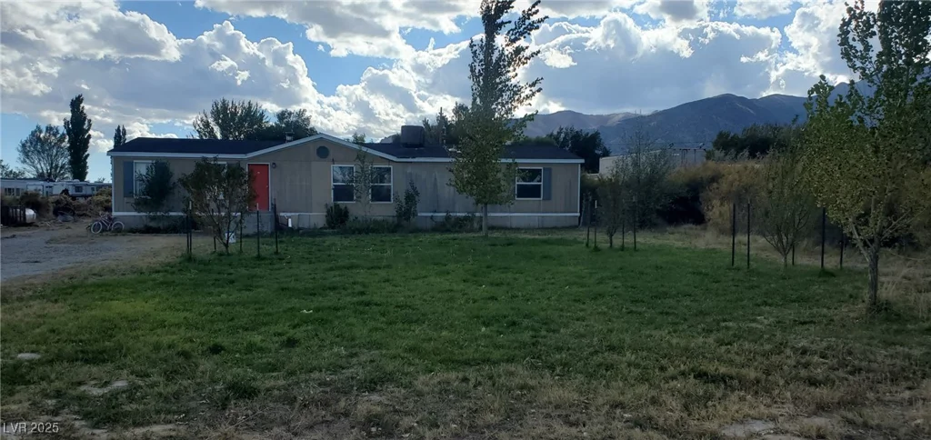 416 Jefferson, Round Mountain, NV 89045