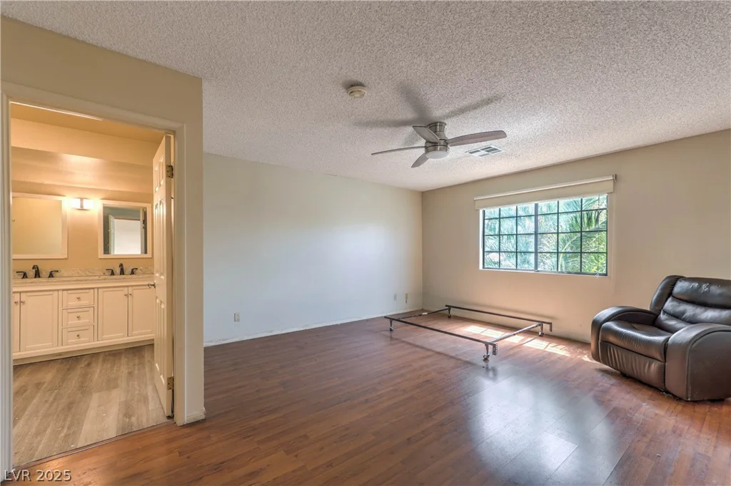 3248 Dayflower, Las Vegas, NV 89121