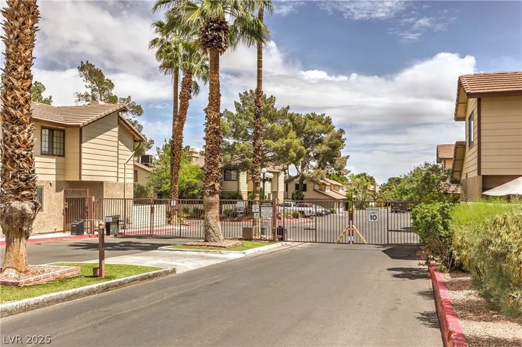 3248 Dayflower, Las Vegas, NV 89121