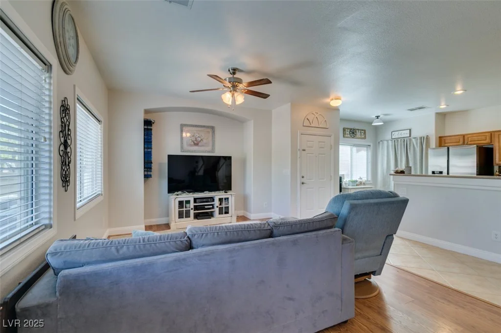 8638 Tom Noon, Las Vegas, NV 89178