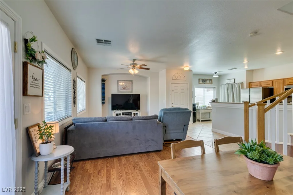 8638 Tom Noon, Las Vegas, NV 89178