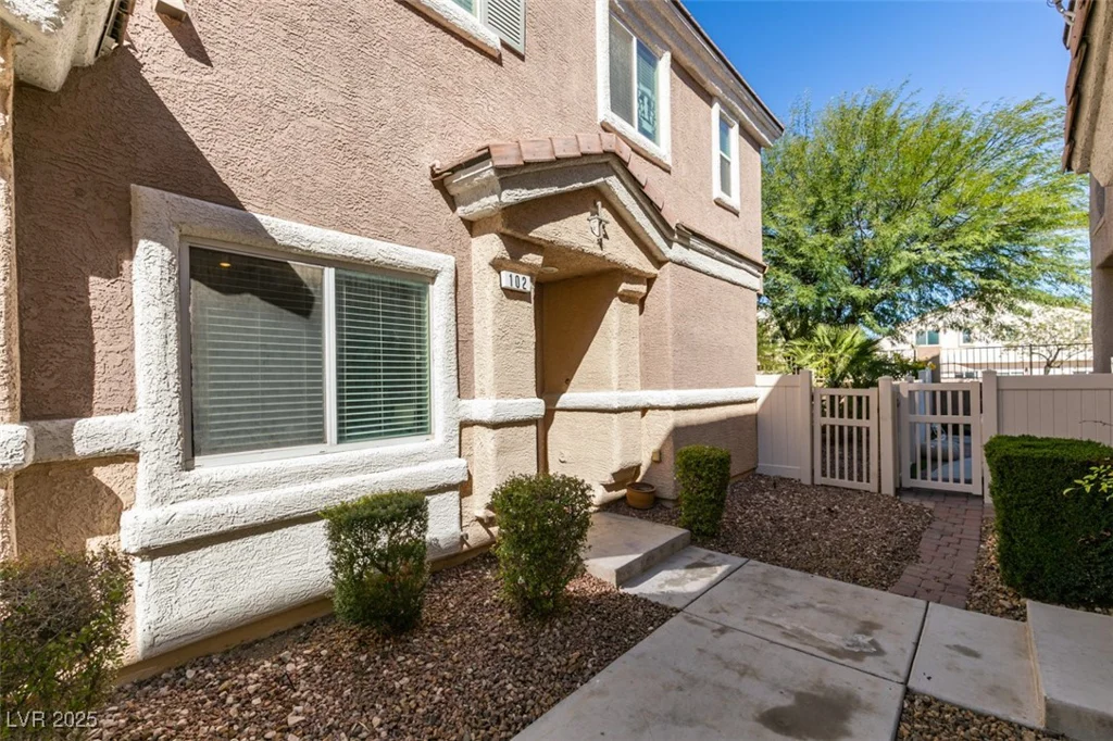 8638 Tom Noon, Las Vegas, NV 89178