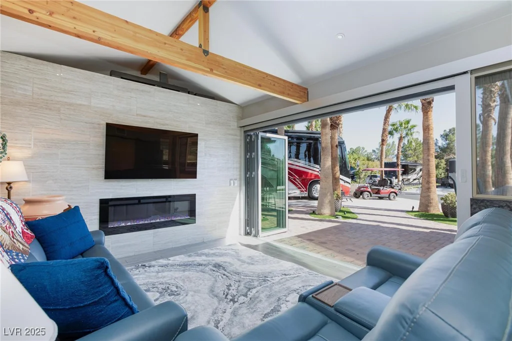 8175 Arville, Las Vegas, NV 89139