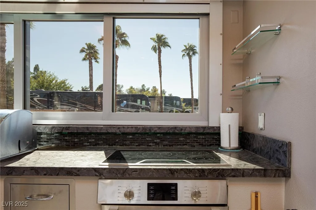 8175 Arville, Las Vegas, NV 89139