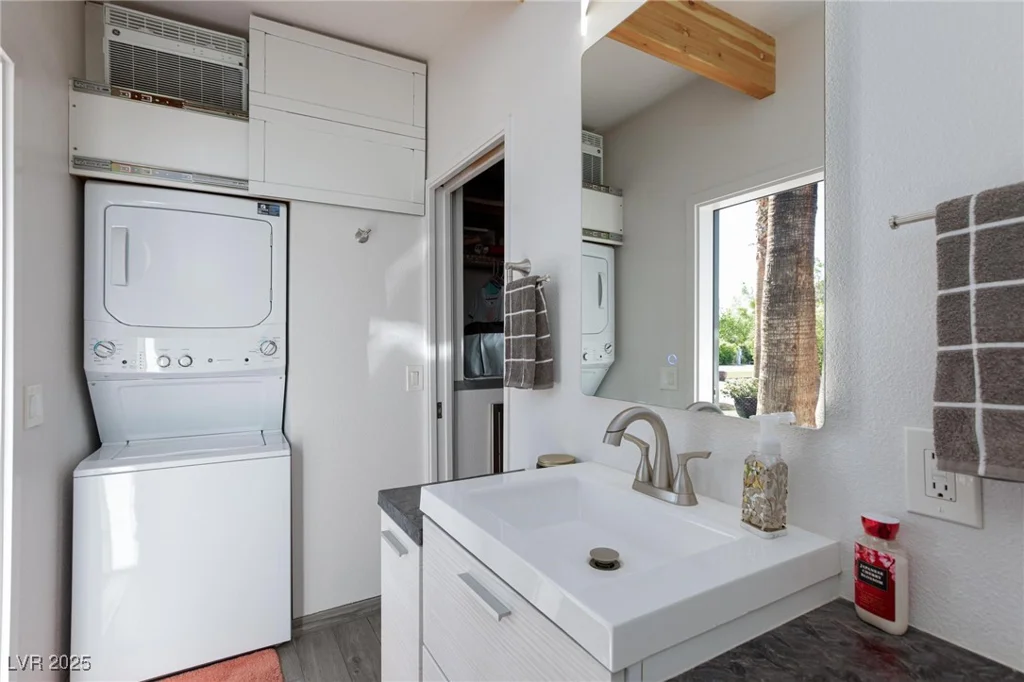 8175 Arville, Las Vegas, NV 89139