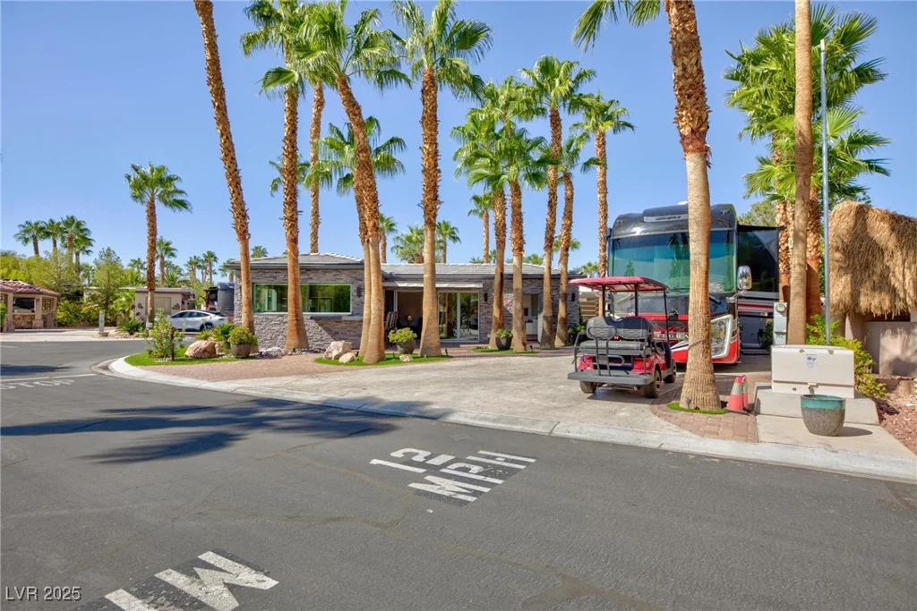 8175 Arville, Las Vegas, NV 89139