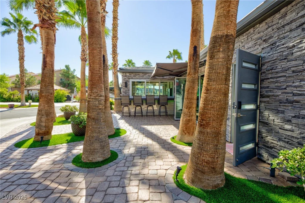 8175 Arville, Las Vegas, NV 89139