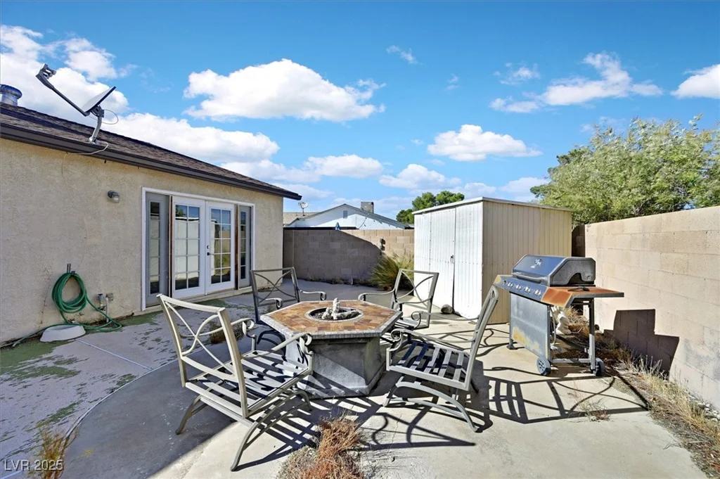 633 Severn, Henderson, NV 89002