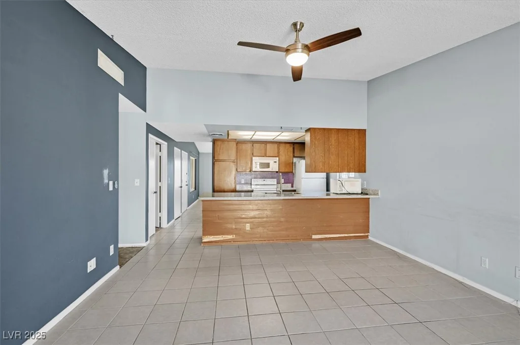 633 Severn, Henderson, NV 89002
