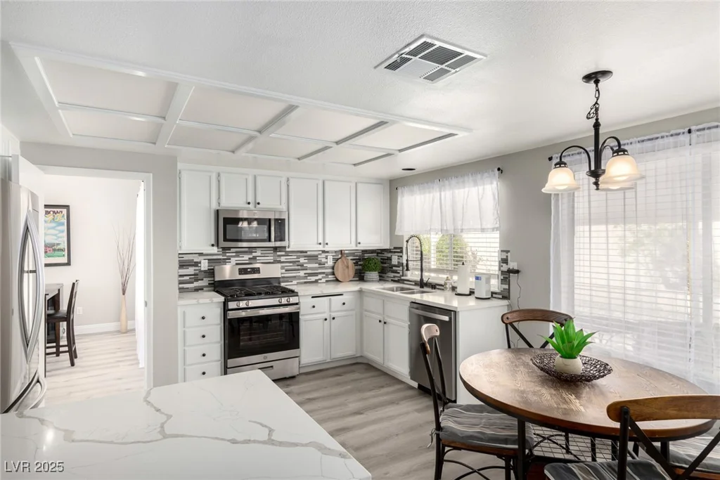 1642 Heather Ridge, North Las Vegas, NV 89031