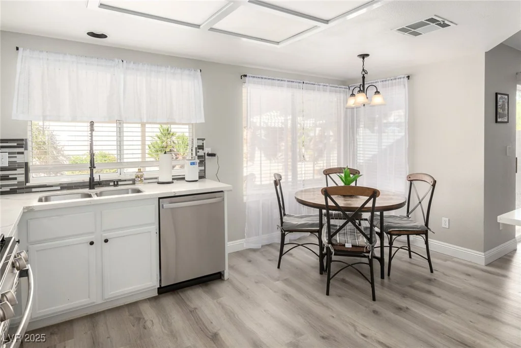 1642 Heather Ridge, North Las Vegas, NV 89031