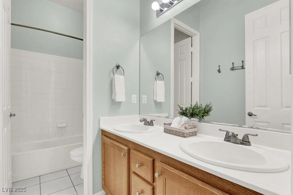 5885 Prospector, Las Vegas, NV 89118