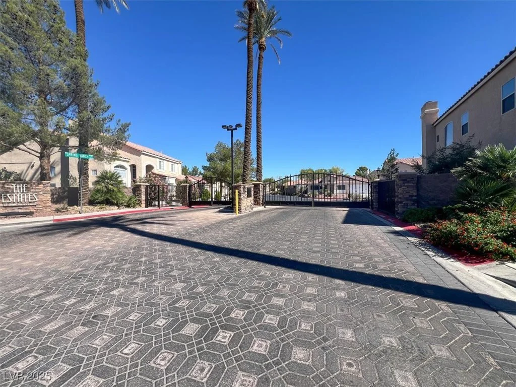 5885 Prospector, Las Vegas, NV 89118