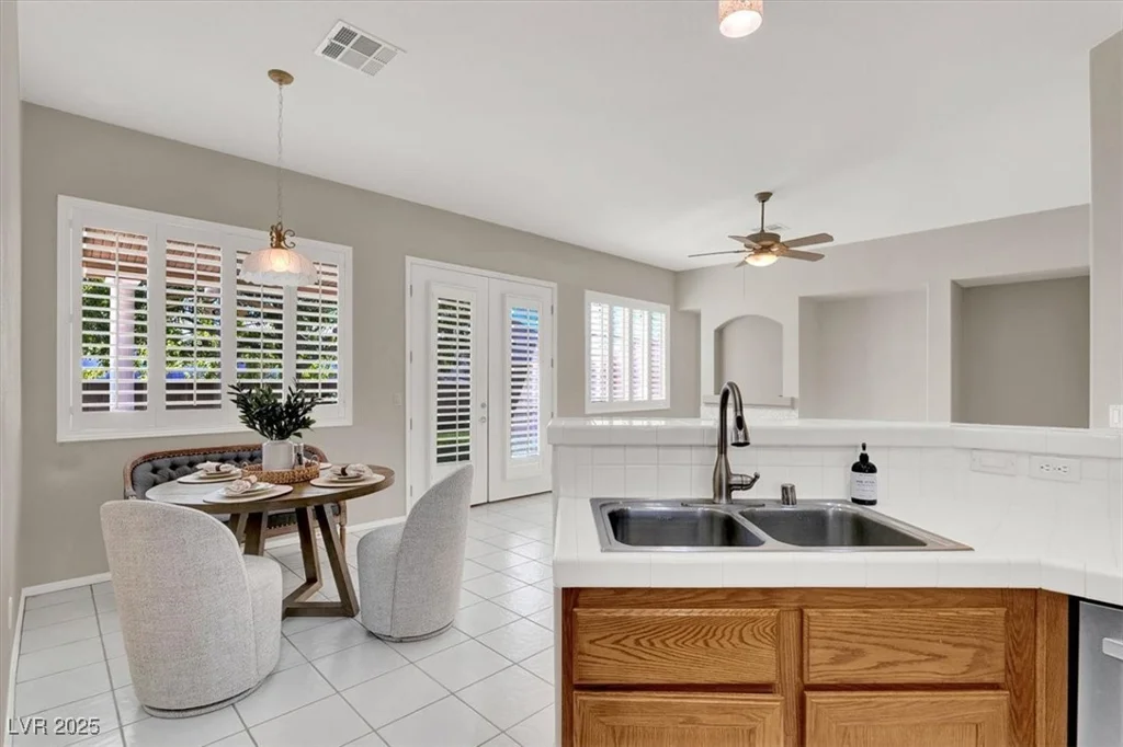 5885 Prospector, Las Vegas, NV 89118