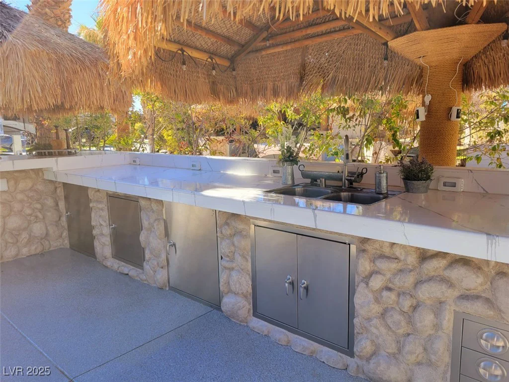 8175 Arville, Las Vegas, NV 89139
