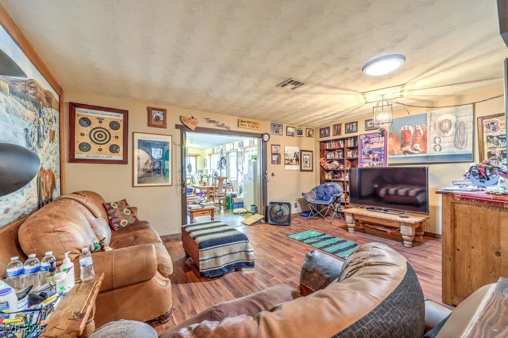 4216 Decatur, Las Vegas, NV 89130