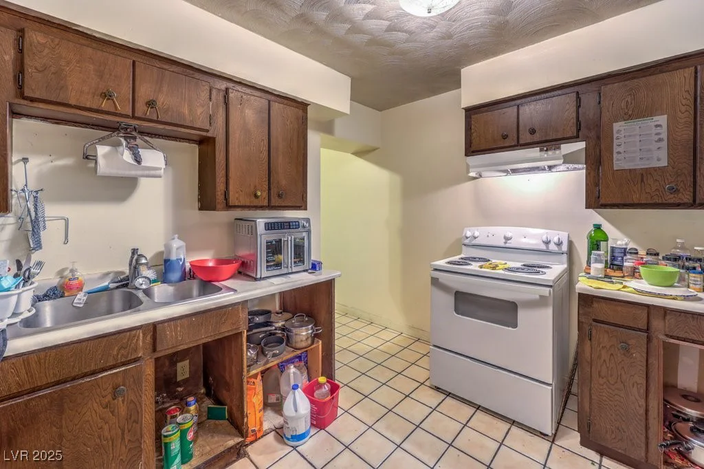 4216 Decatur, Las Vegas, NV 89130